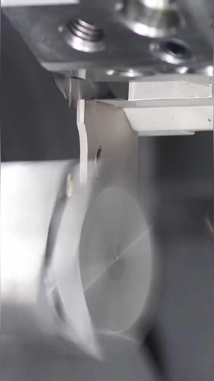 Metal de alta precisão CV1370 que processa 10000rpm no tipo centro de usinagem vertical CNC